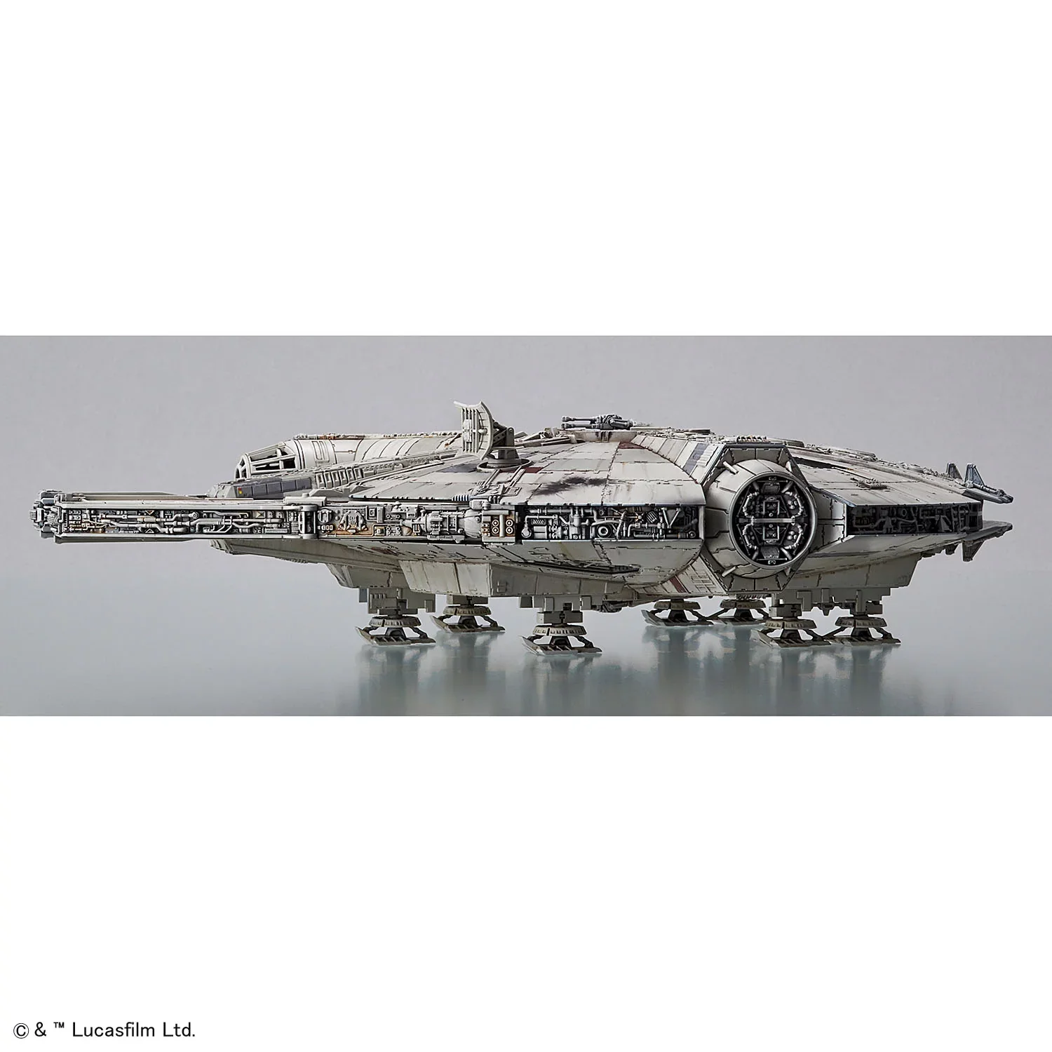 Bandai Millennium Falcon - Image 17