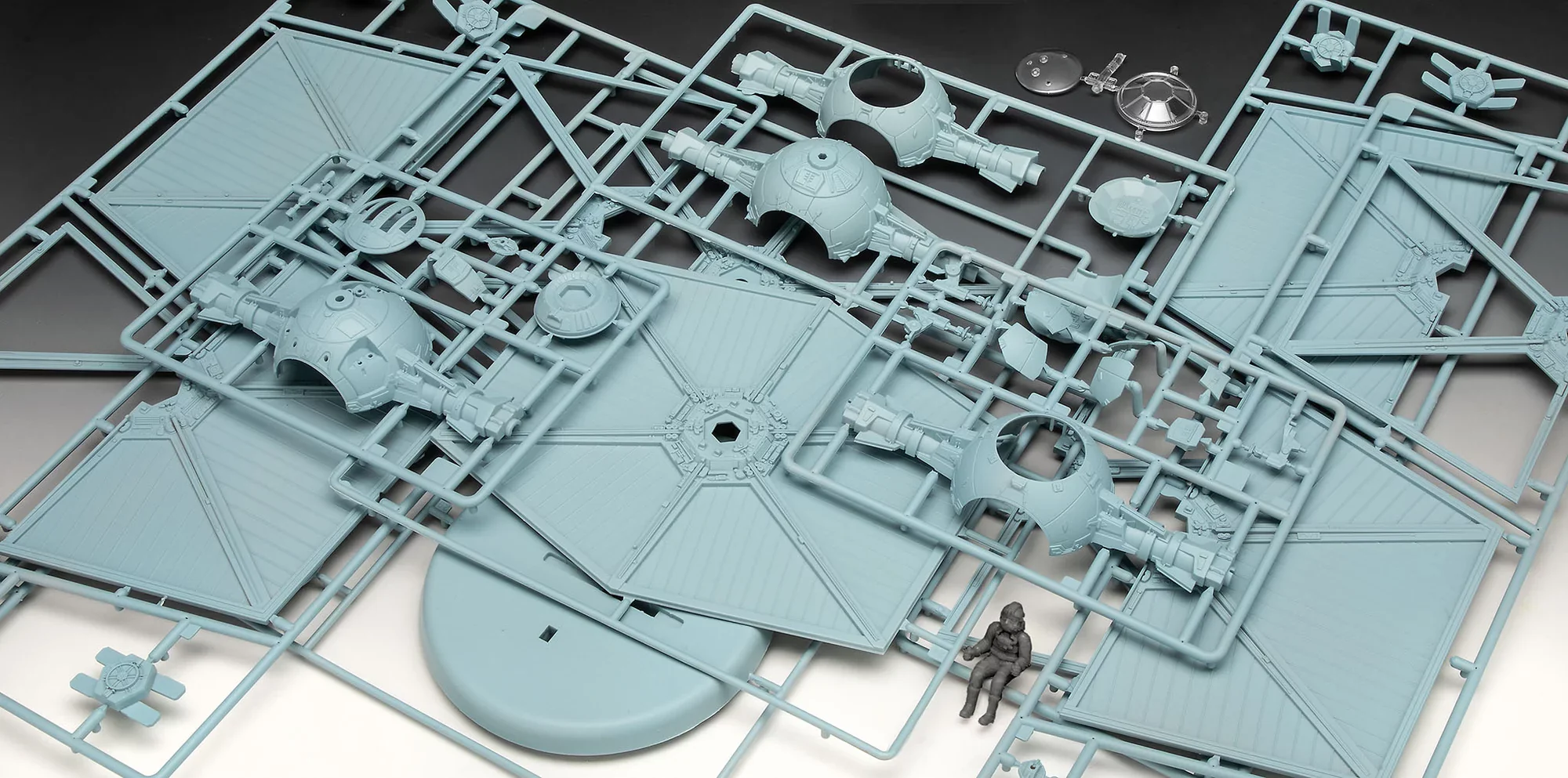 The Mandalorian: Outland TIE Fighter™ - Image 7