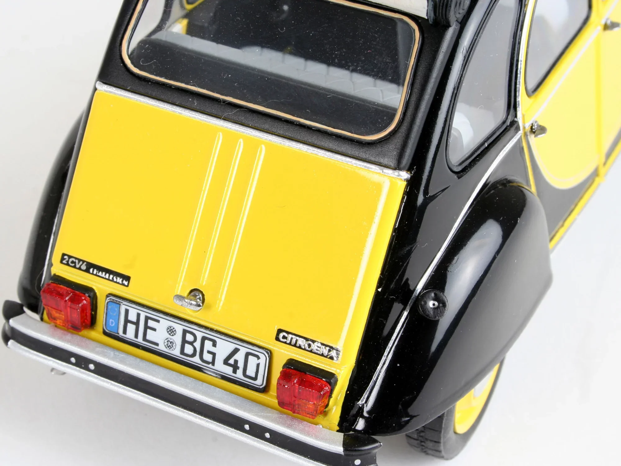Citroen 2CV "Charleston" - Image 7